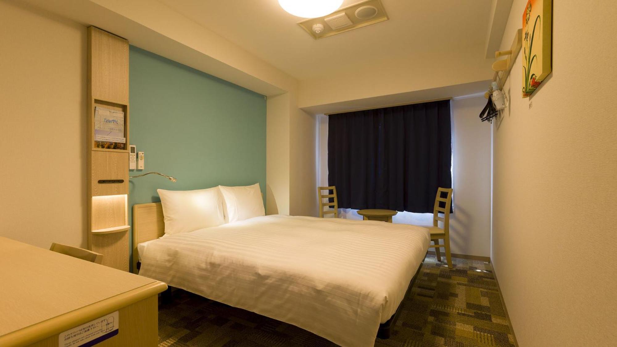 Toyoko Inn Tokyo Keio-Sen Higashi-Fuchu-Eki Kita-Guchi الغرفة الصورة